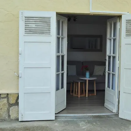 דירה 2-rooms In Arcachon-style With Garden, Minimum 3 Nights