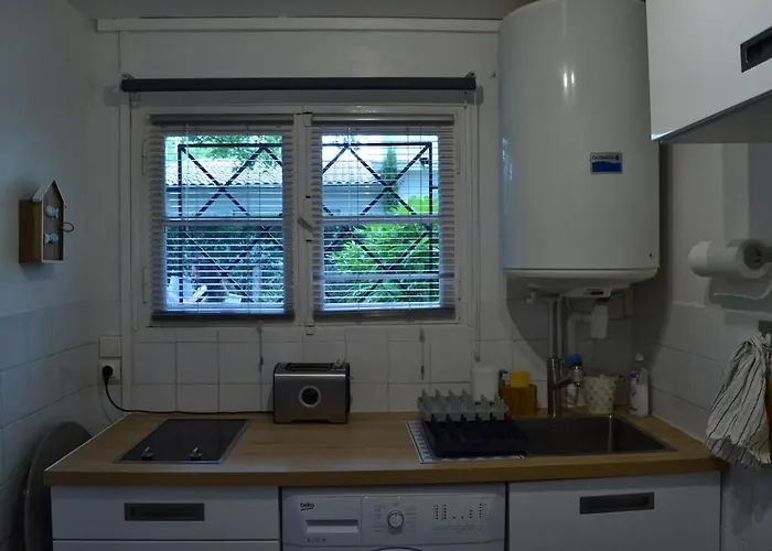 2-rooms In Arcachon-style With Garden, Minimum 3 Nights